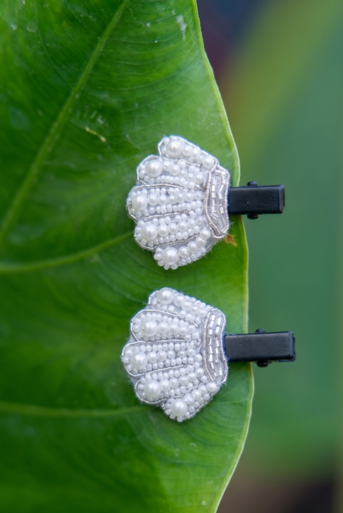 Ivoria Shell Clips